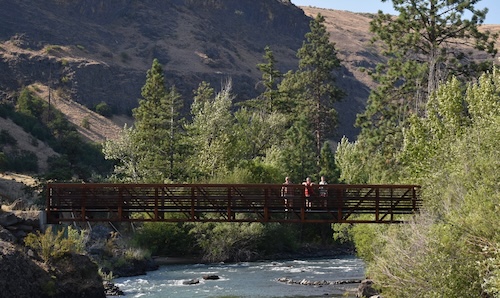 Crossing Tieton